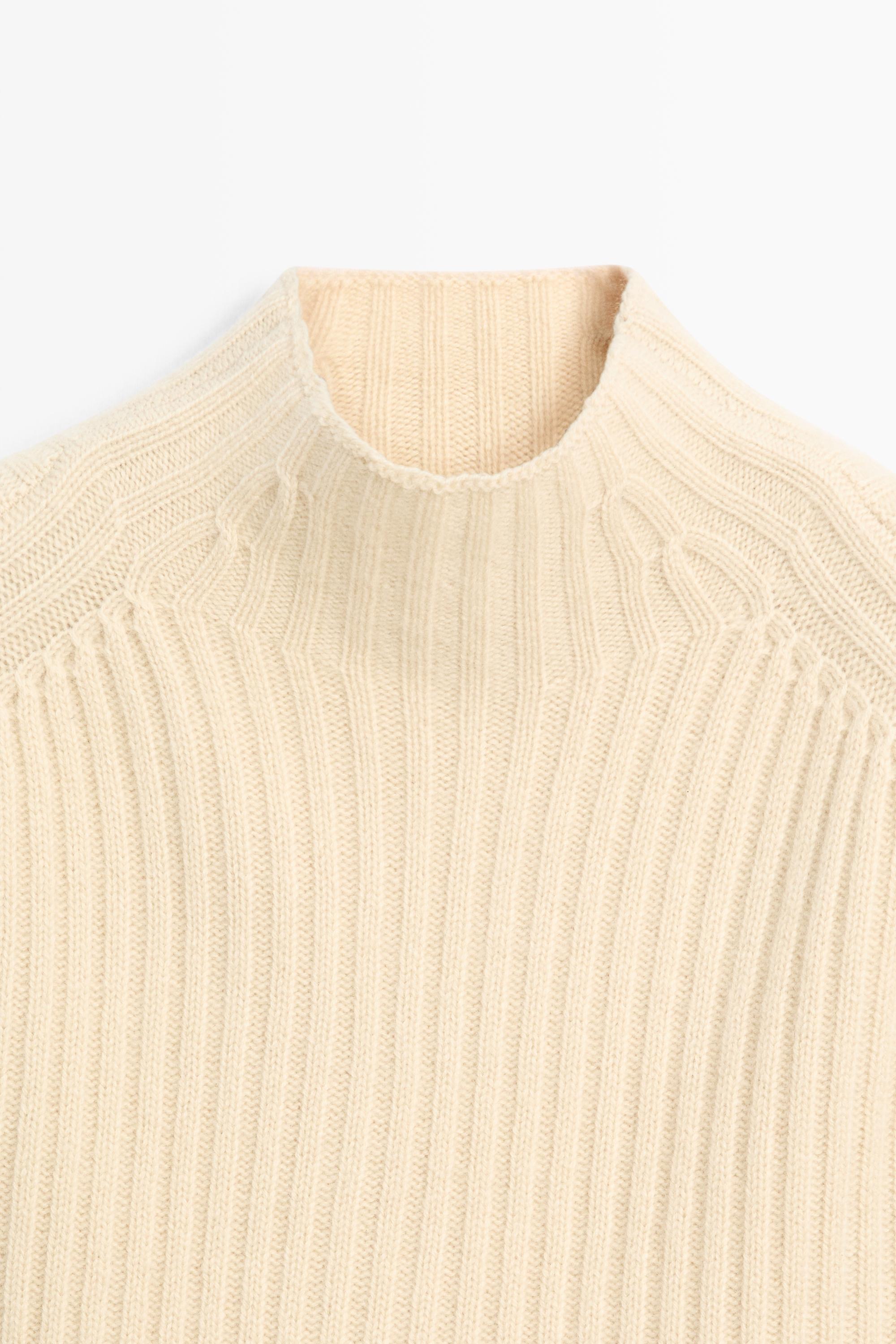 100% cashmere ribbed knit vest